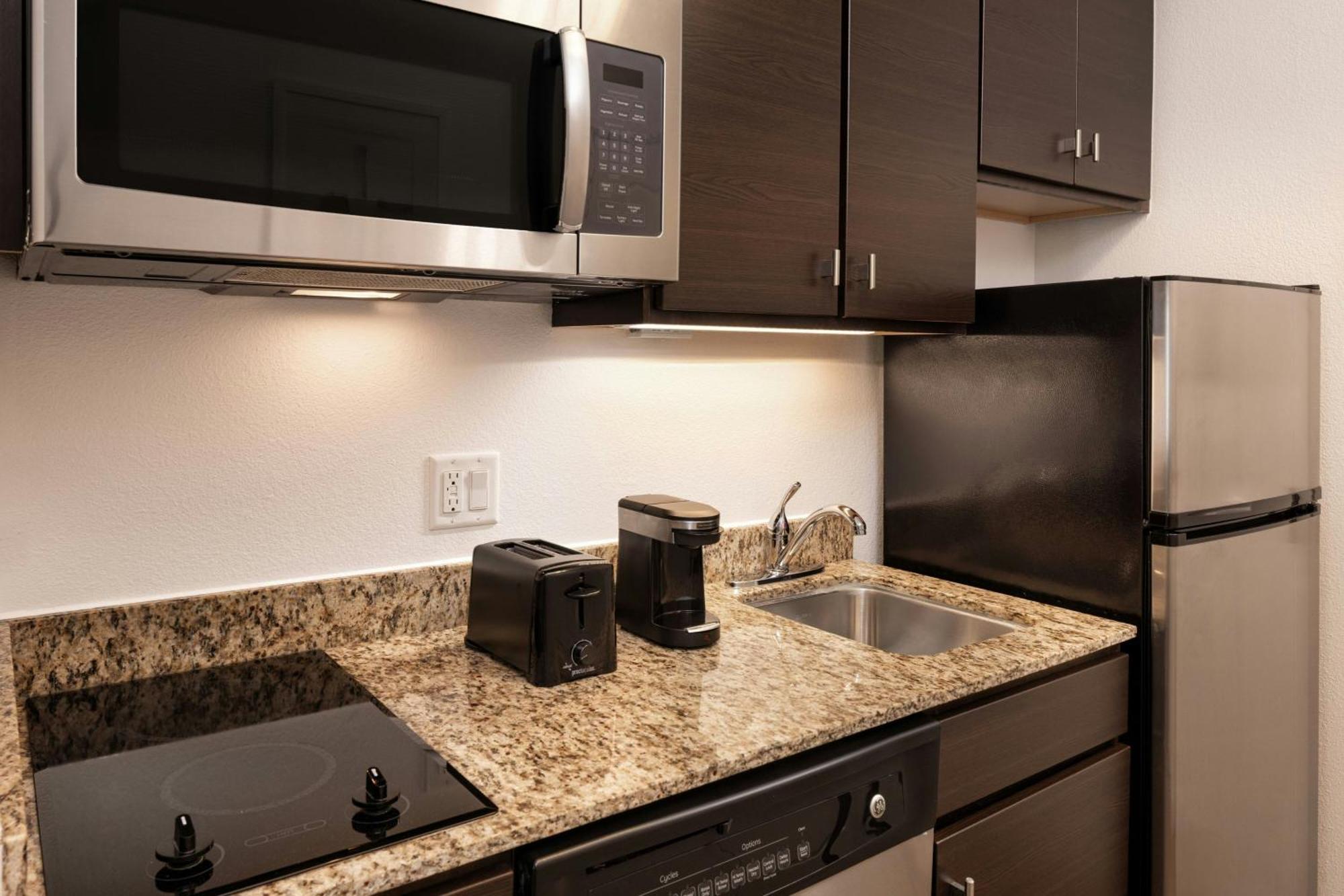 Towneplace Suites By Marriott Minneapolis Near Mall Of America Блумингтон Экстерьер фото